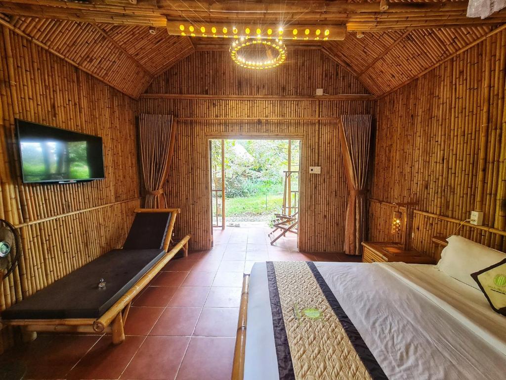 Deluxe Bungalow